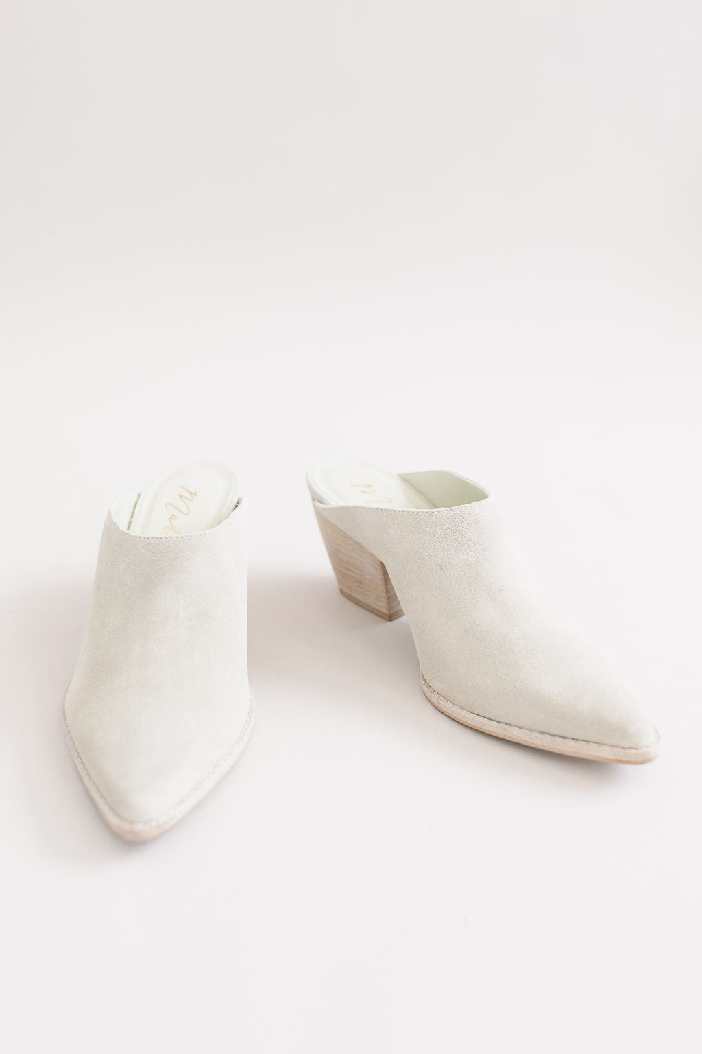 Matisse | Cammy Pointed Toe Mule | Ecru Suede - Poppy and Stella