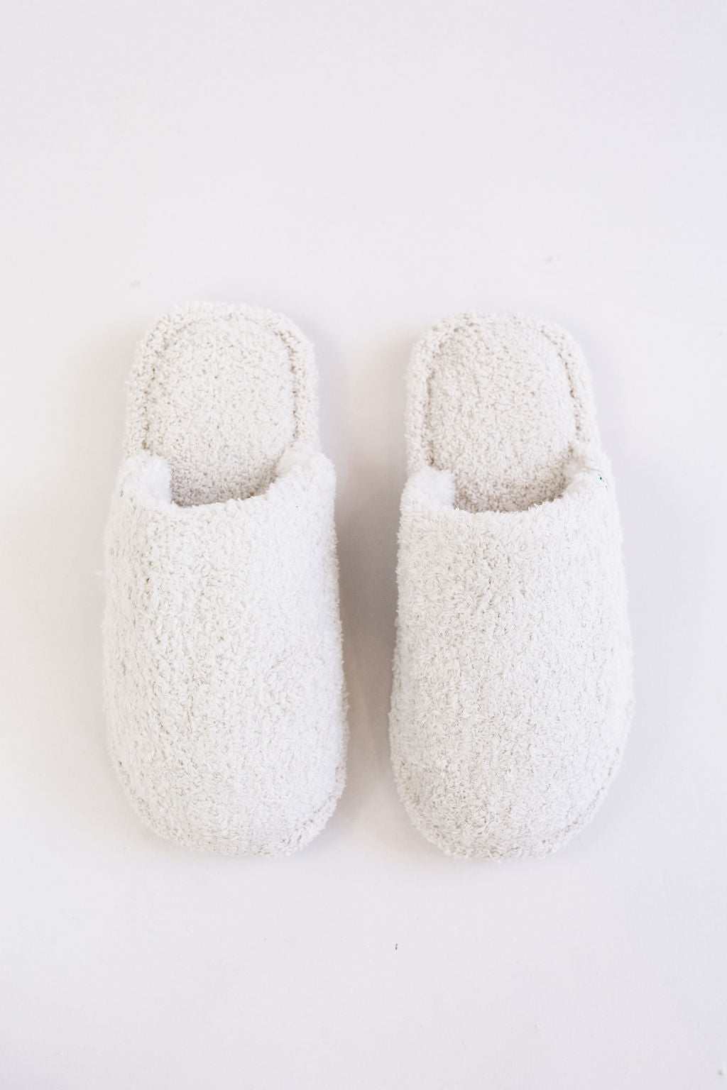 Solid Fuzzy Slippers | Assorted - Poppy and Stella