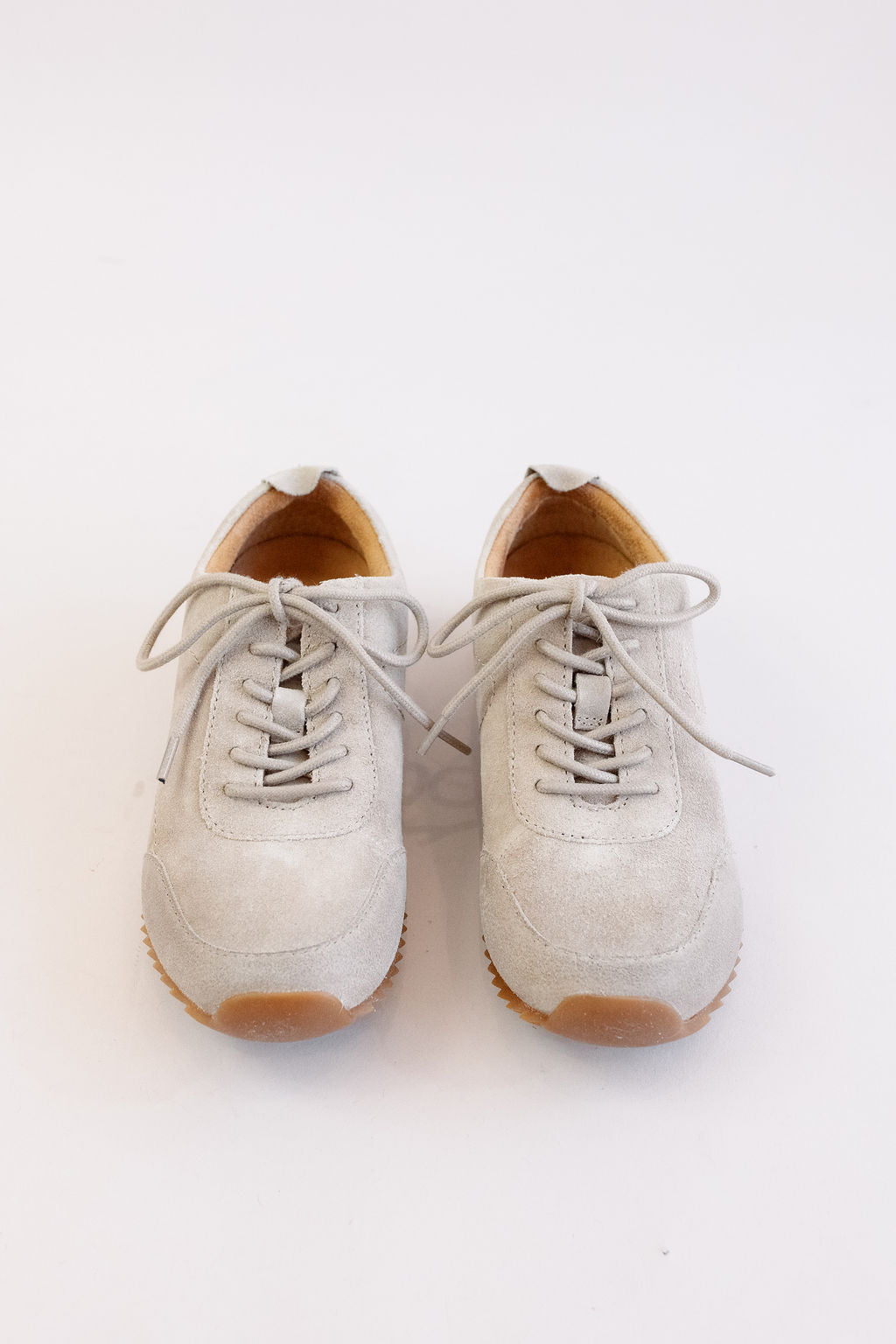 Lynn Suede Sneaker | Cream Distressed - Poppy and Stella