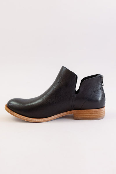 Kork-Ease | Renny Bootie | Black - Poppy and Stella