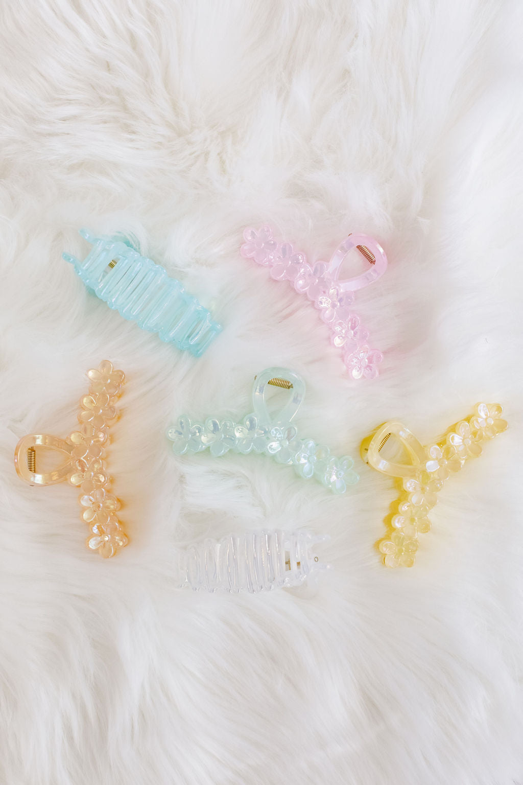 Iridescent Claw Clip | Assorted - Poppy and Stella