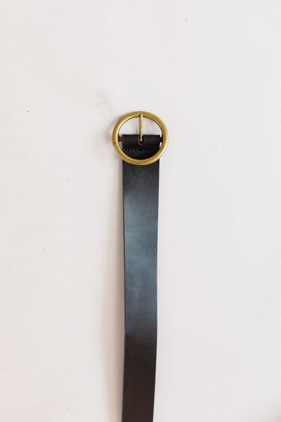 Belt | Wide Brass Ring Buckle Leather | Black - Poppy and Stella