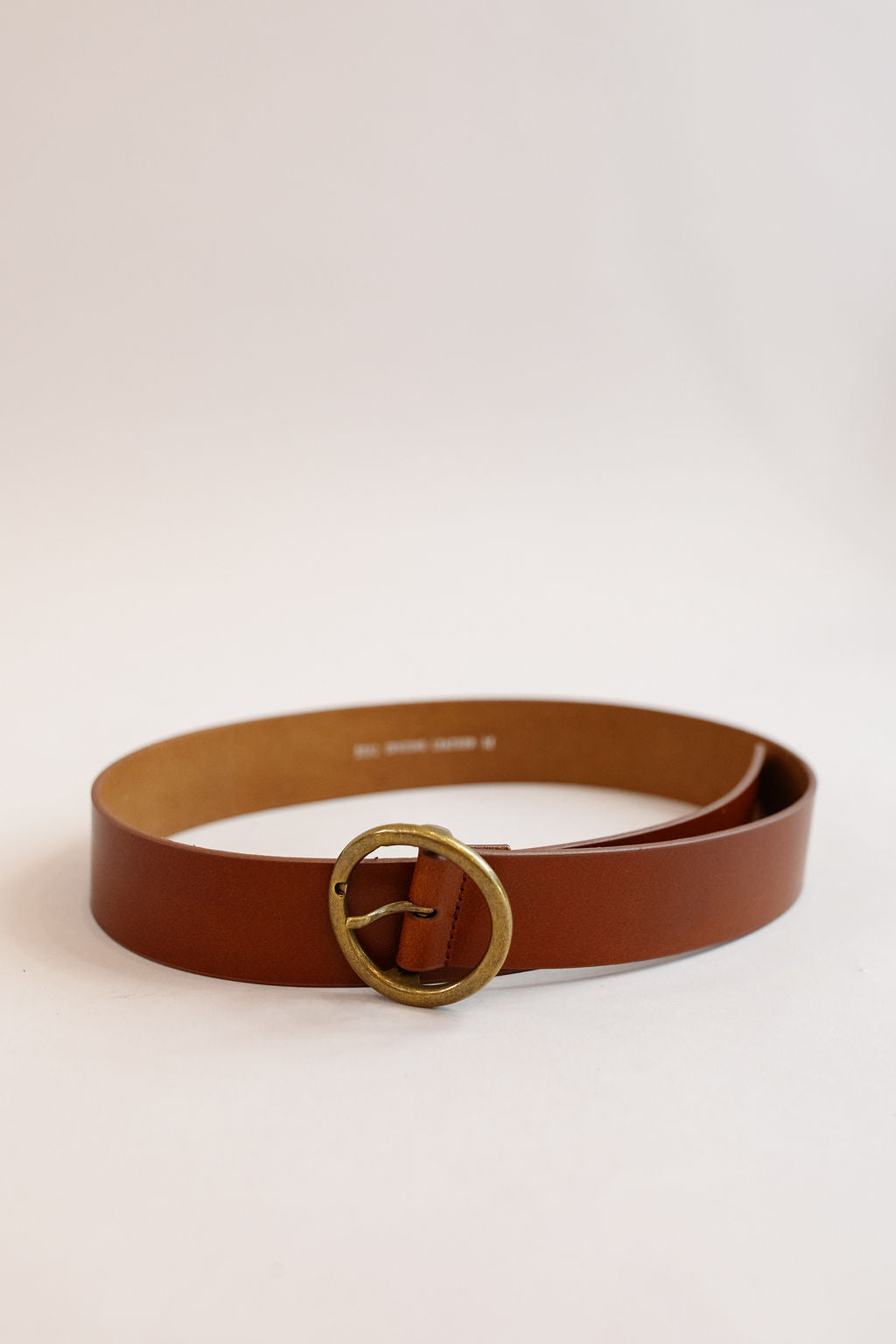 Belt | Wide Brass Ring Buckle Leather | Brown - Poppy and Stella