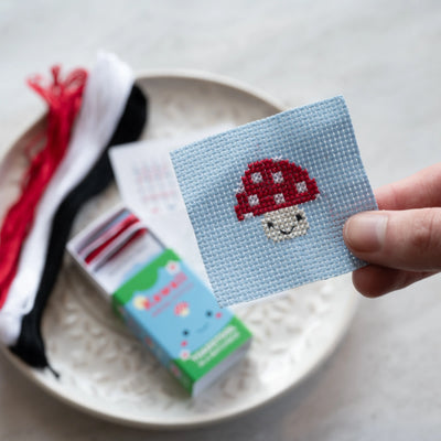 Mini Cross Stitch Kit - Poppy and Stella