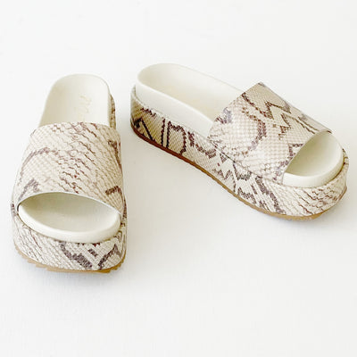 Matisse | Hideaway Platform Sandal | Snakeskin