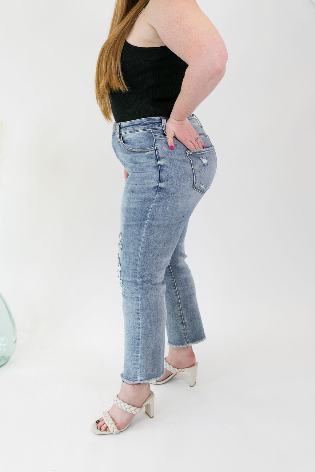 Victoria High Rise Stretch Straight Jeans | Light Wash | Extended Size - Poppy and Stella