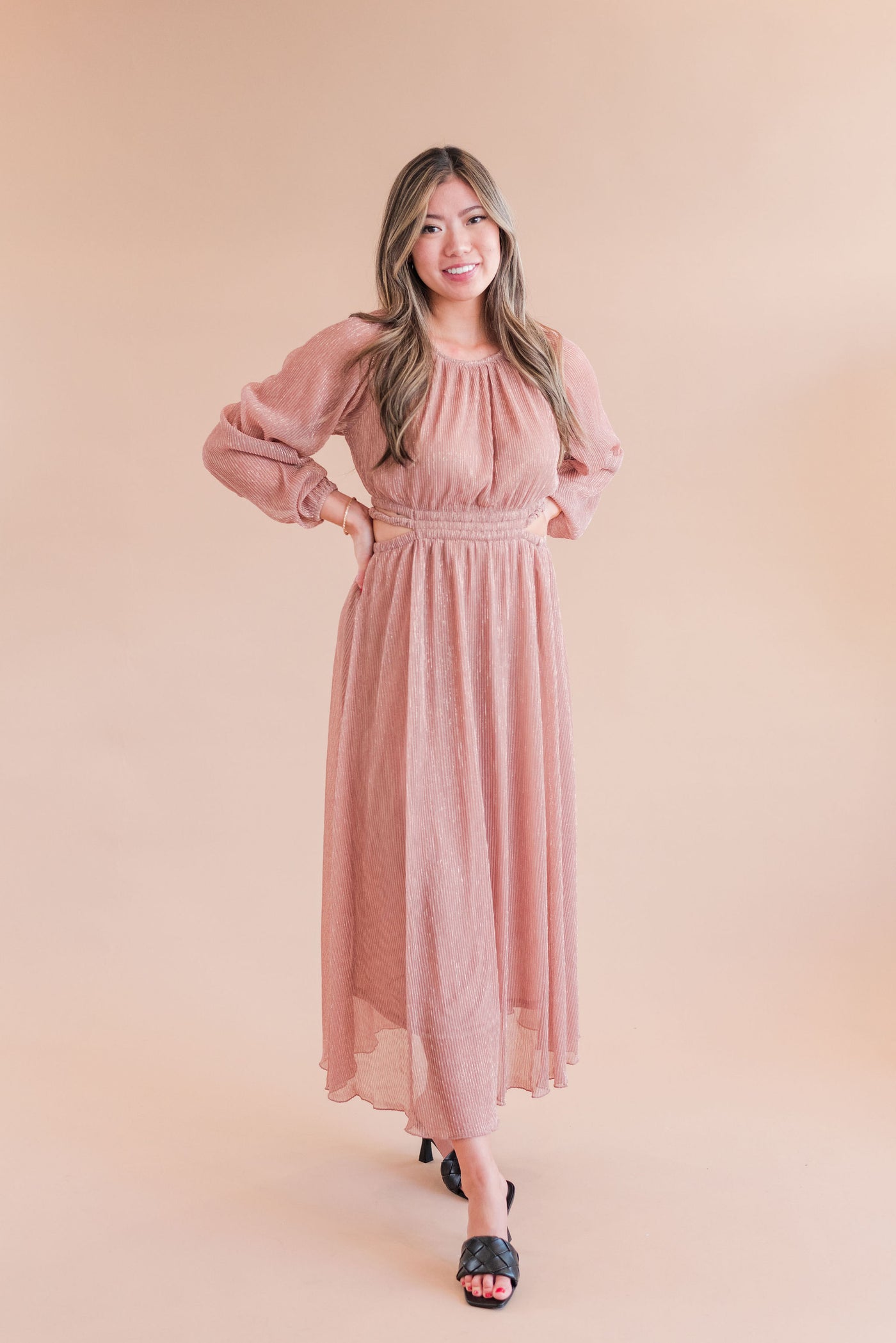 Moon River | Emma Tiered Balloon Sleeve Cutout Shirred Maxi Dress | Pink - Poppy and Stella
