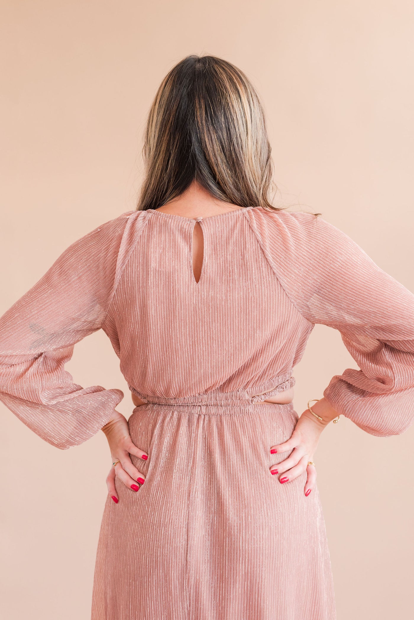 Moon River | Emma Tiered Balloon Sleeve Cutout Shirred Maxi Dress | Pink - Poppy and Stella