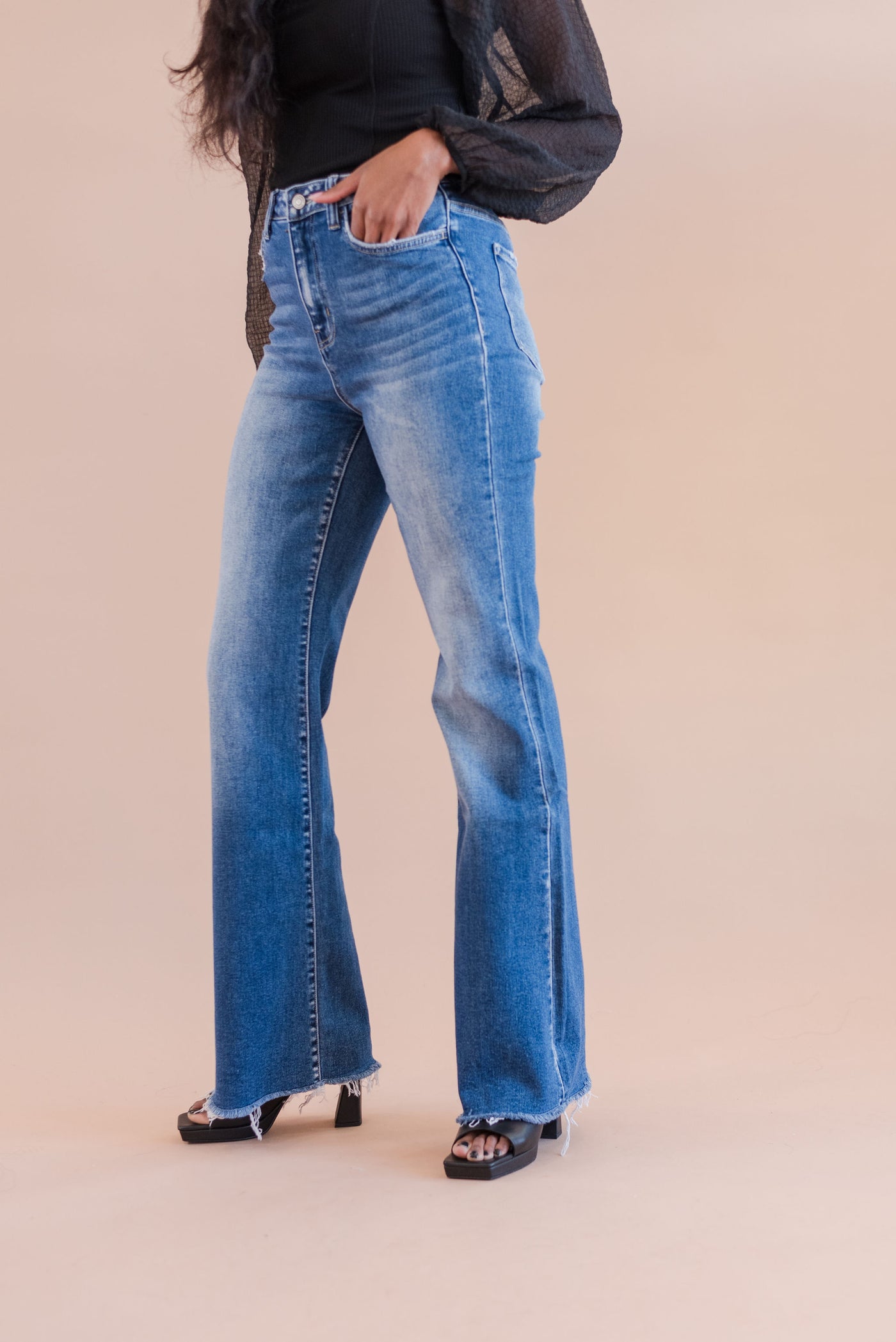 Tommy High Rise Relaxed Flare Jean