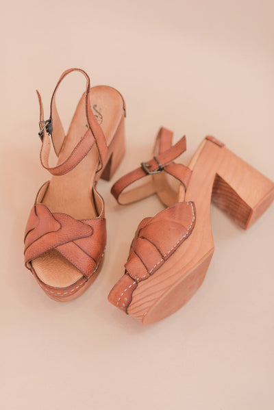 Free People | Orion Clog - Poppy and Stella