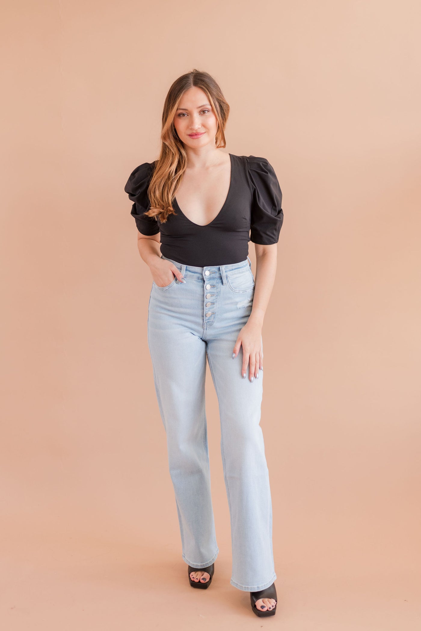Katy High Rise 90's Wide Leg Button Up Jean