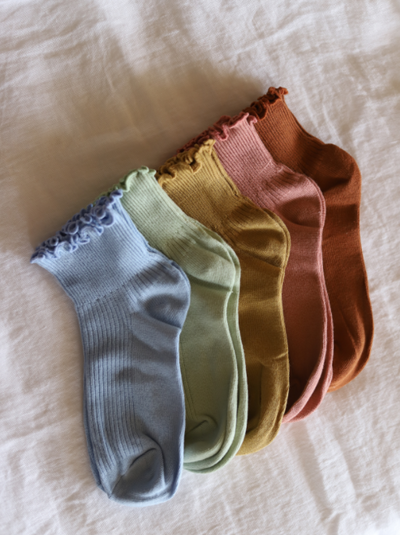 Ruffle Socks | Assorted Colors - Poppy and Stella